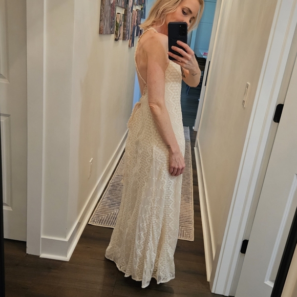 Everleigh Cream Lace Maxi Dress - Picture 5 of 16